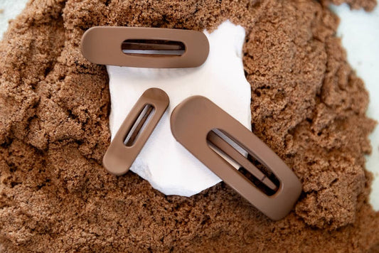 Mixed Size Flat Lay Clip Set of 3 - Camel